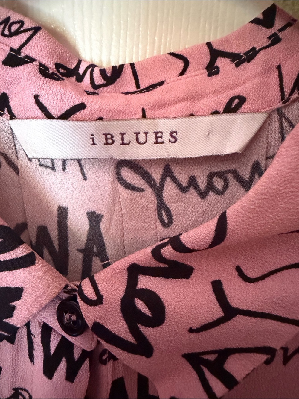 Pink Script-Print Blouse - Brand - Picture 3 of 3
